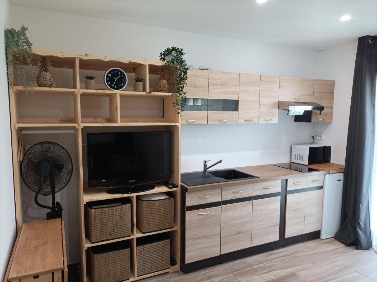 Chambre Amenage En Studio Cers Экстерьер фото